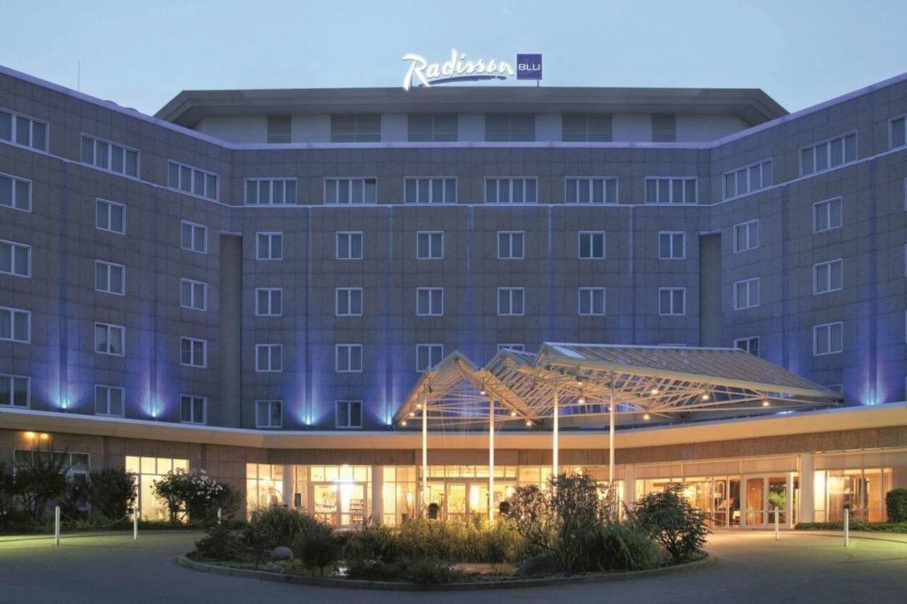 Radisson Blu Hotel Дортмунд Екстериор снимка