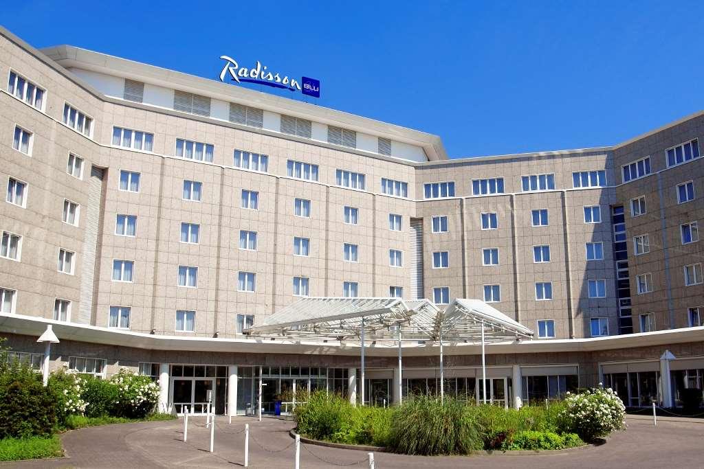 Radisson Blu Hotel Дортмунд Екстериор снимка